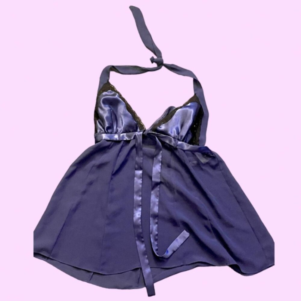 NWT Fredericks of Hollywood Negligee.